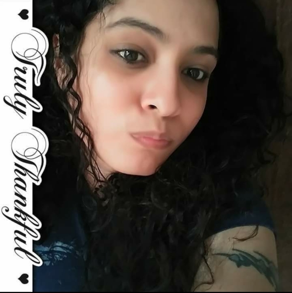 Meet your Posher, Tina - Picture 3 of 12